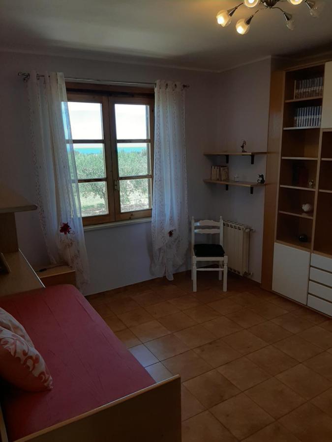 לינה וארוחת בוקר טראסיני Casanonnavittoria מראה חיצוני תמונה