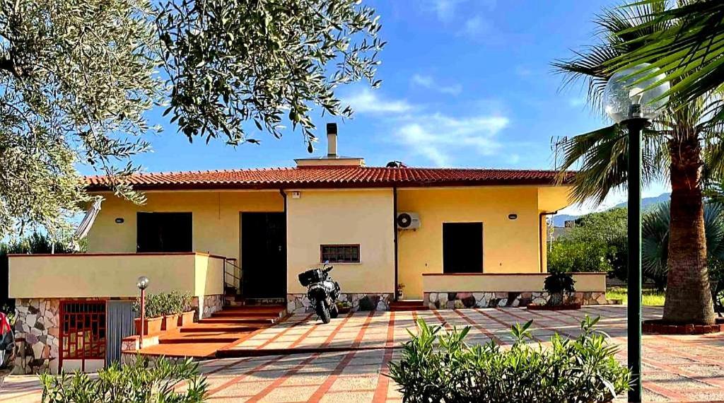 לינה וארוחת בוקר טראסיני Casanonnavittoria מראה חיצוני תמונה